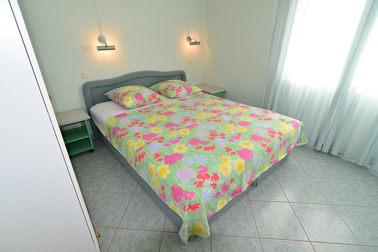 Apartments Milica 56 Pula Exterior foto